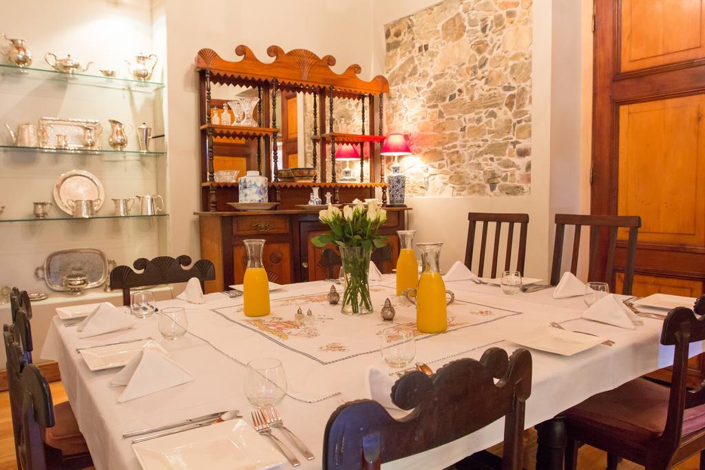 קייפטאון Dutch Manor Antique Hotel מראה חיצוני תמונה