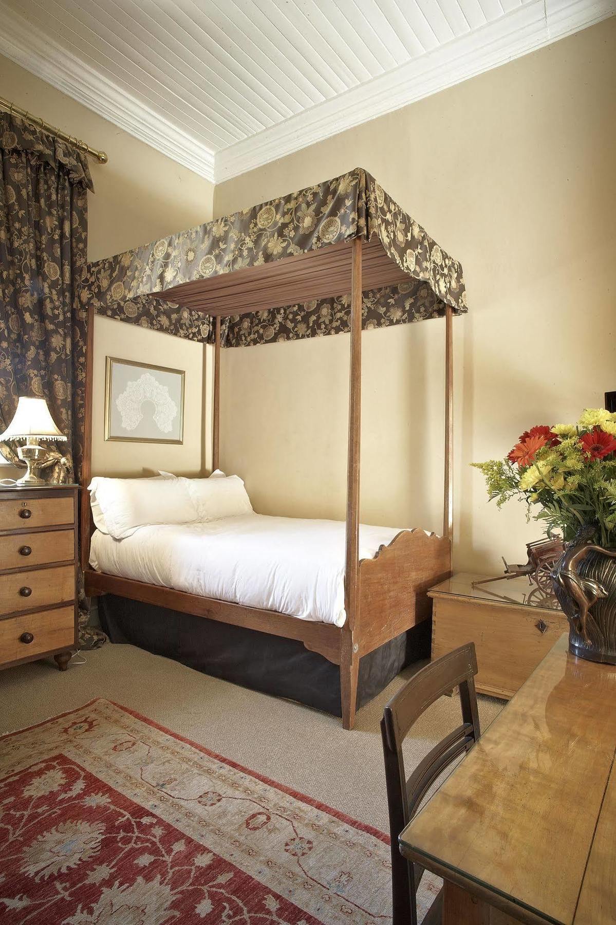 קייפטאון Dutch Manor Antique Hotel מראה חיצוני תמונה