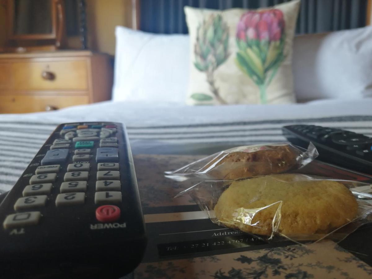קייפטאון Dutch Manor Antique Hotel מראה חיצוני תמונה