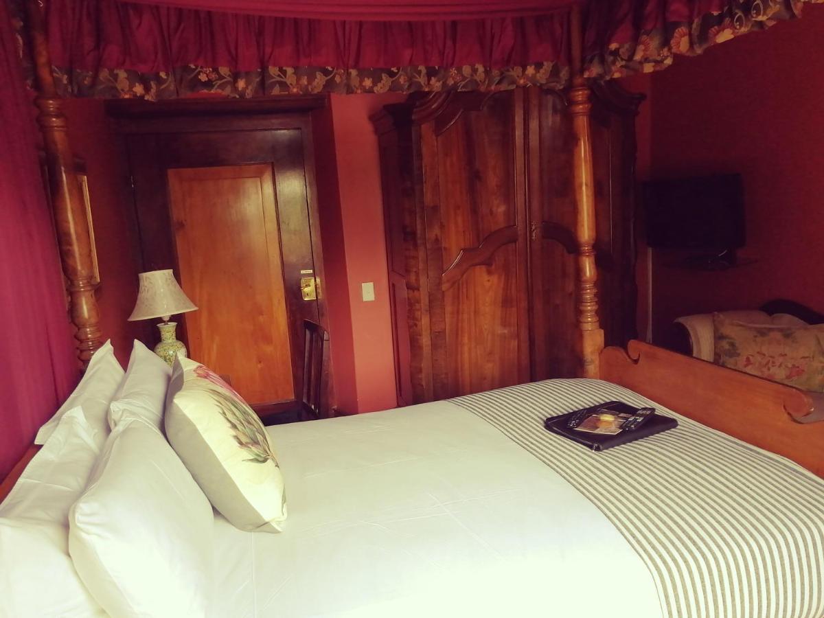 קייפטאון Dutch Manor Antique Hotel מראה חיצוני תמונה